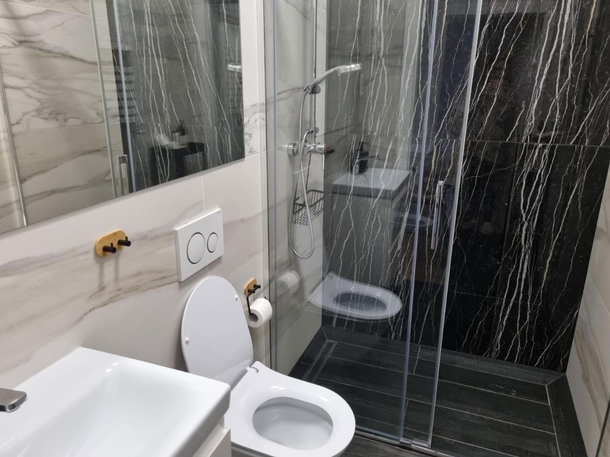 Апартаменти Apartament W Kamienicy Познань Екстер'єр фото