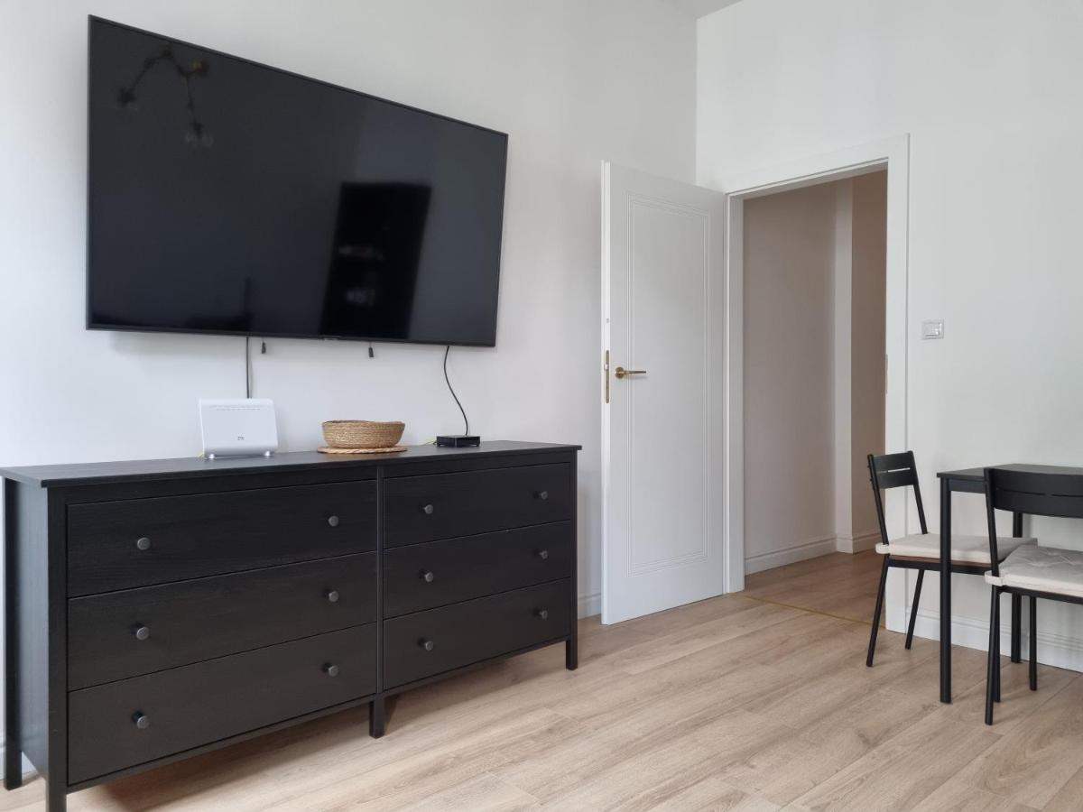 Апартаменти Apartament W Kamienicy Познань Екстер'єр фото